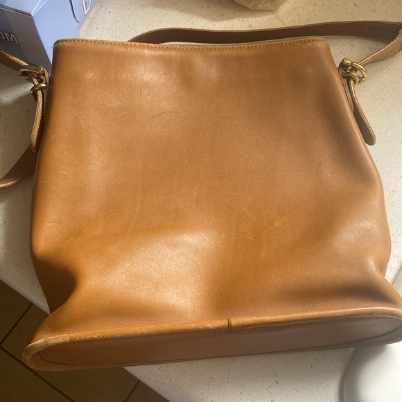 Vintage Coach leather slim bucket purse - Picture 12 of 16